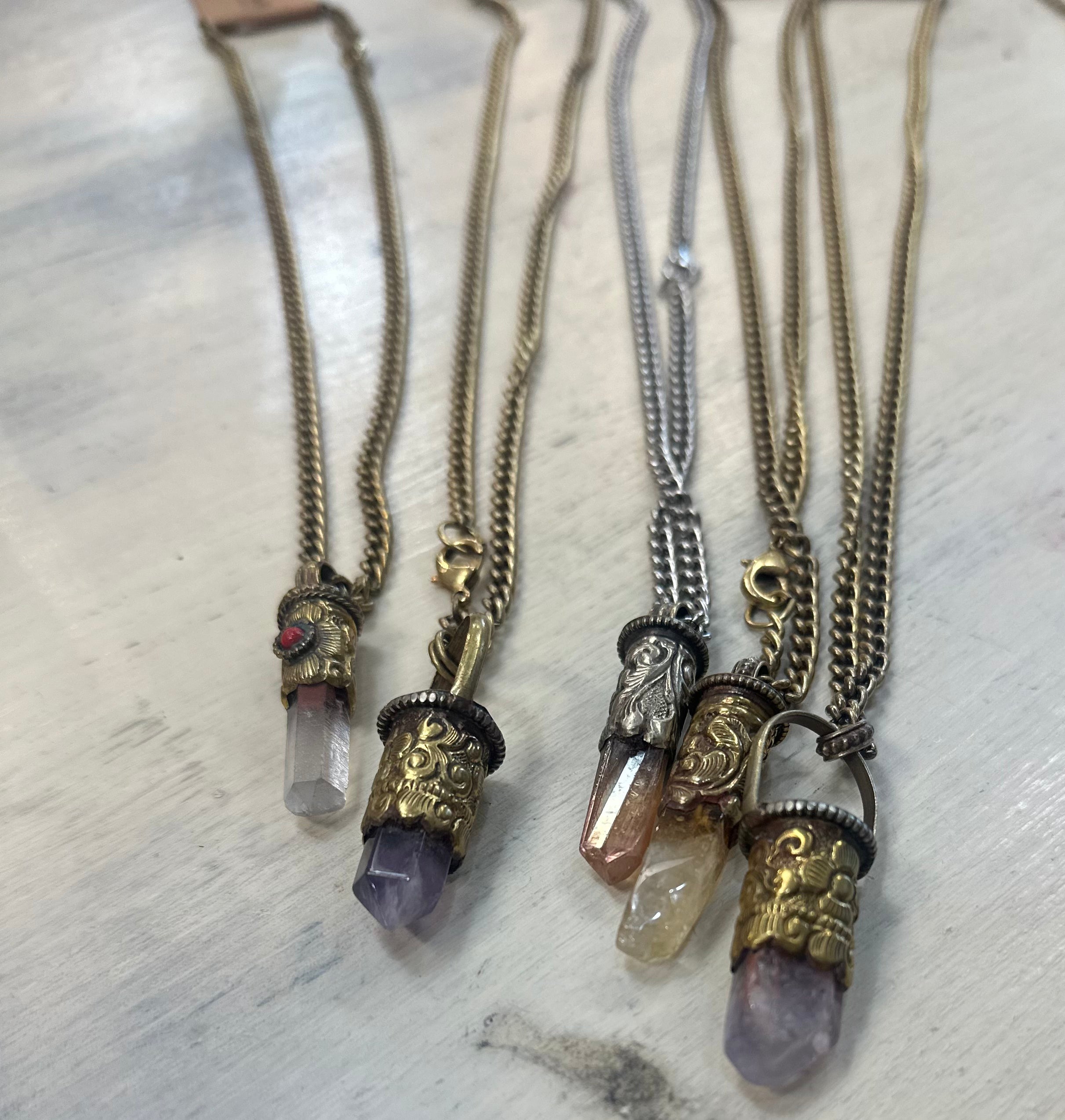 Belle raw crystal on chain