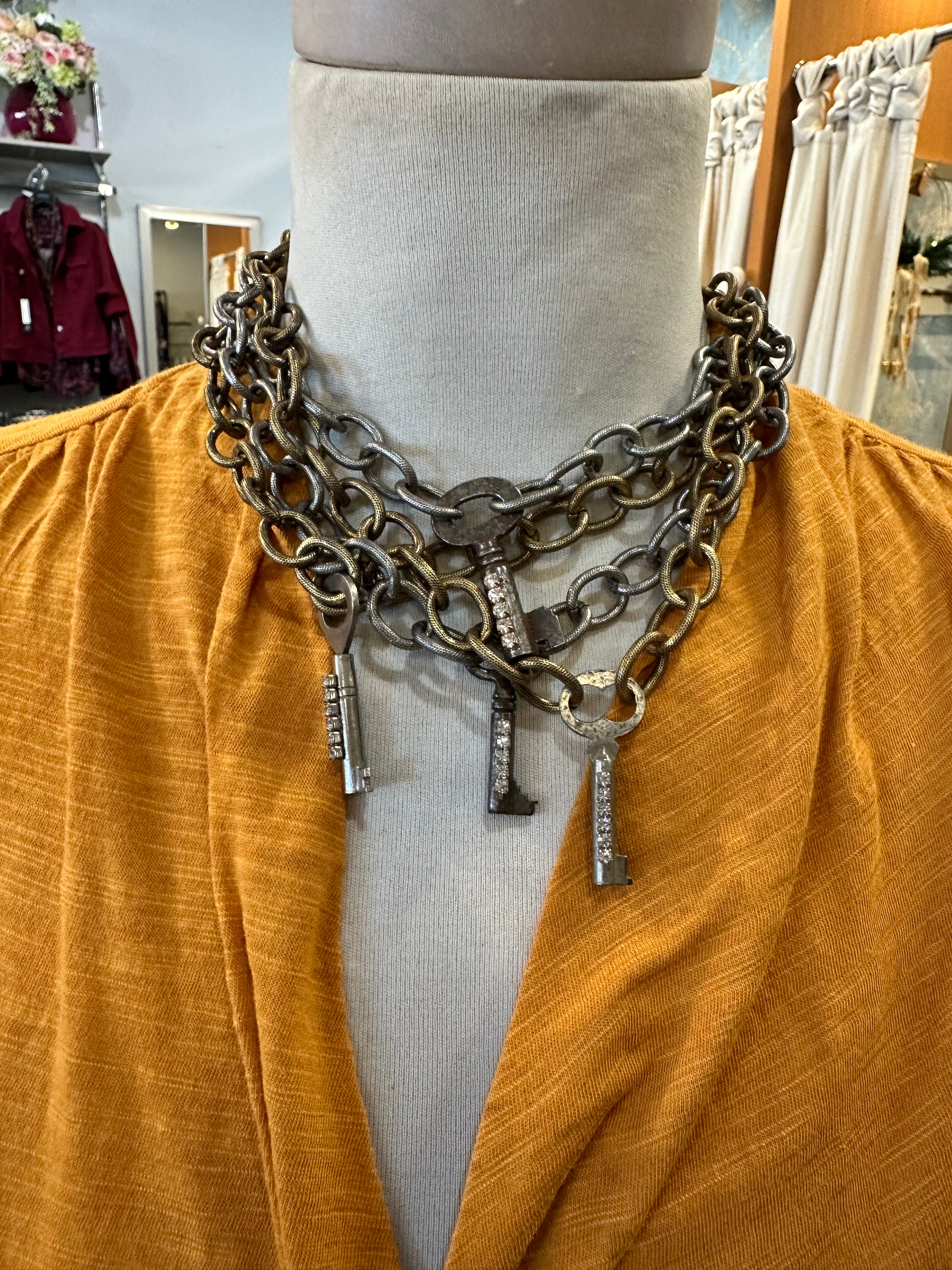 BV Chunky chain with bling key