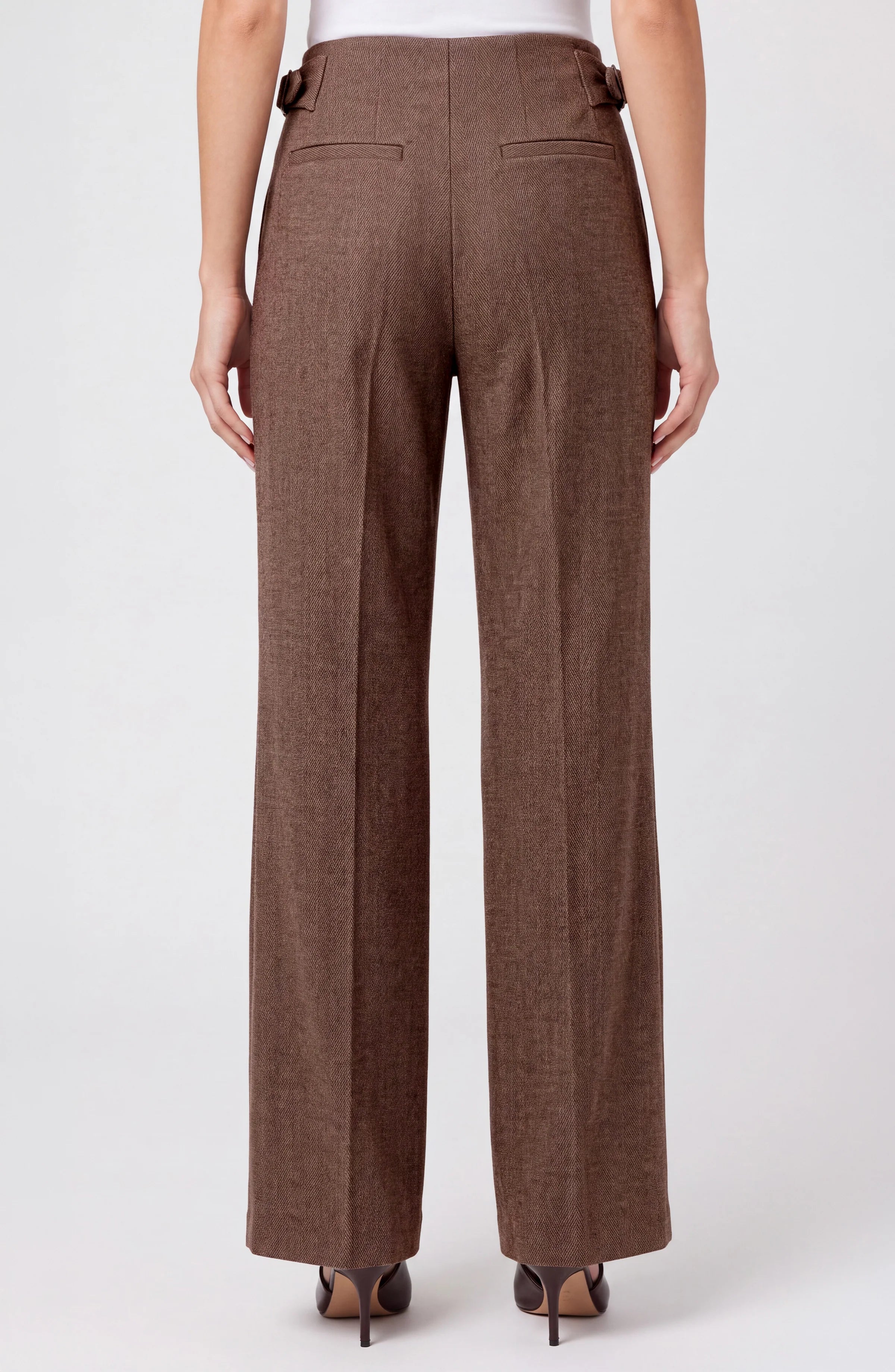 LPLA Chestnut Pleated Trouser