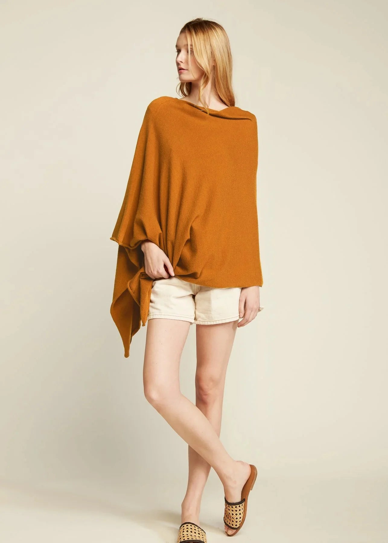 Basic triangle poncho