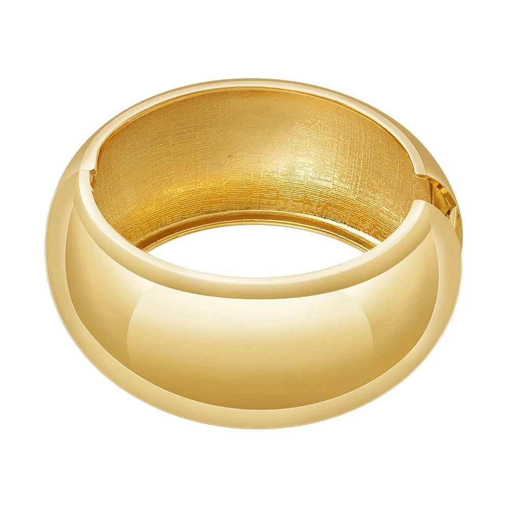 Roxy Bangle