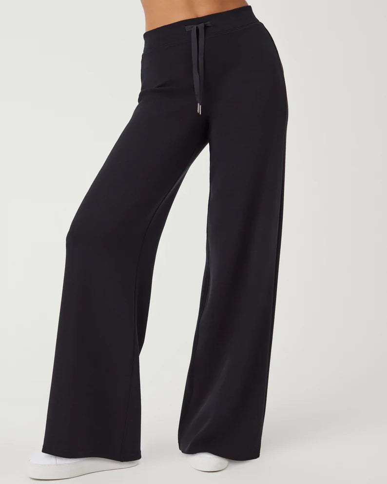 Spanx Airessentials wide leg pant