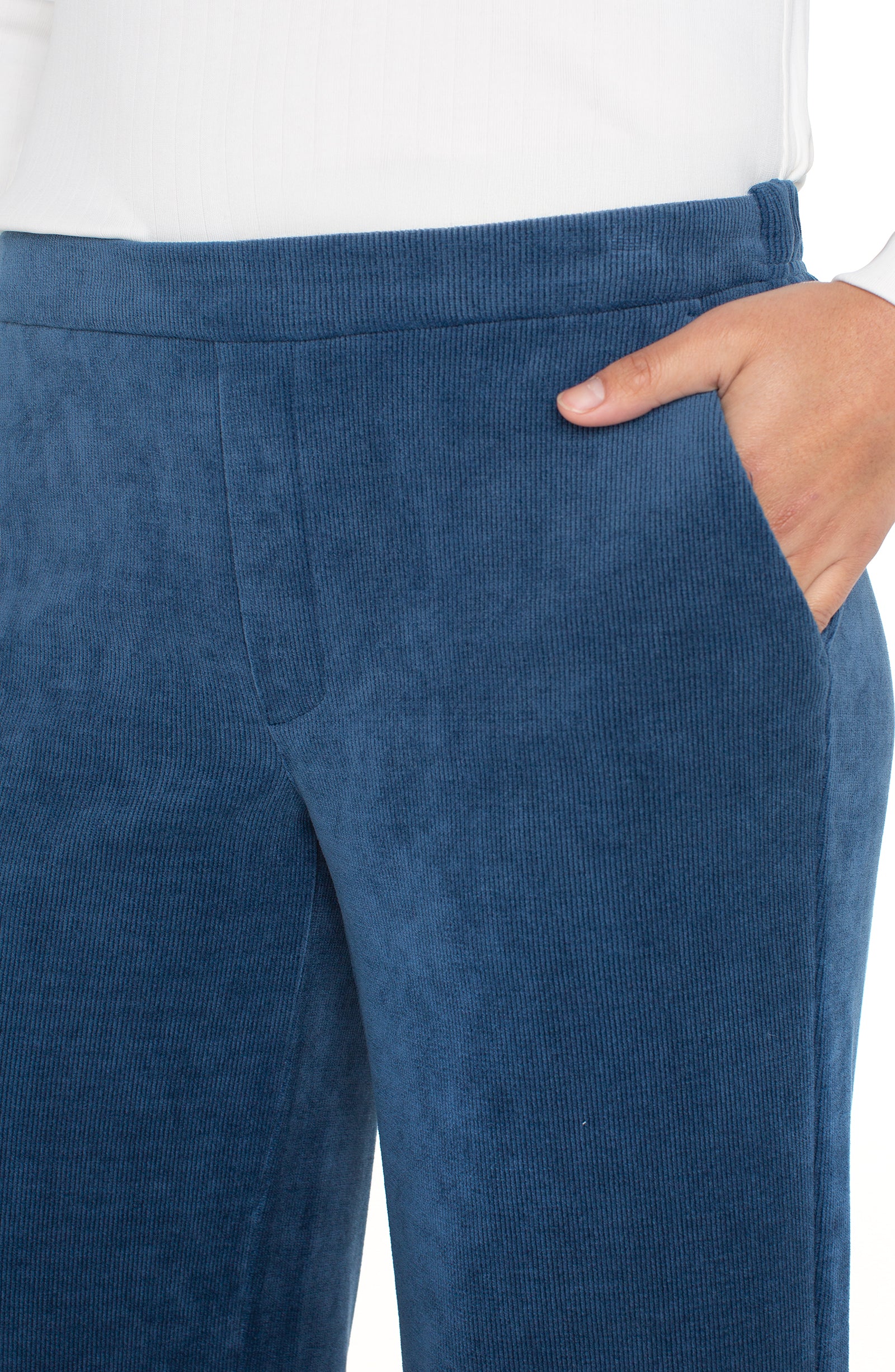 LPLA Pacific Blue Corduroy Crop