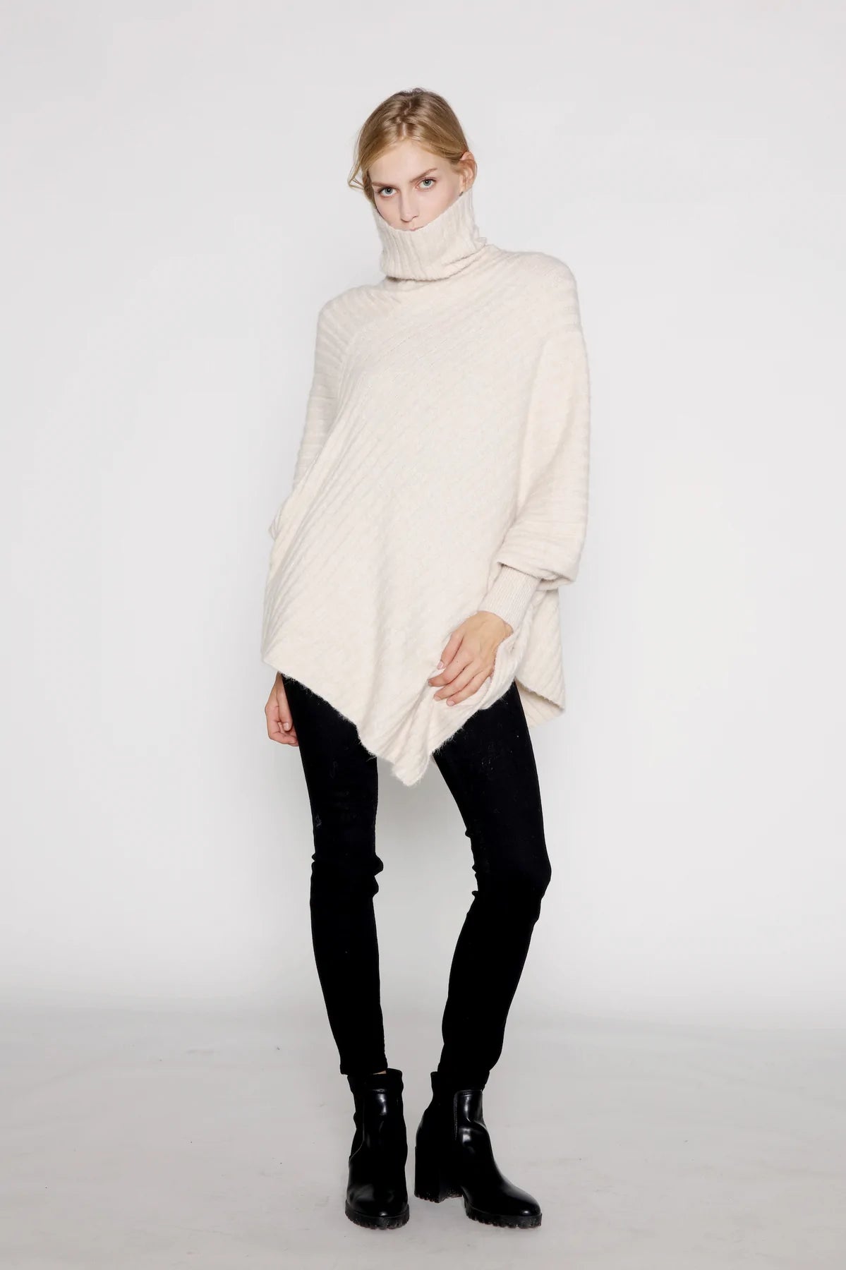 Turtleneck Triangle Poncho with Sleeves